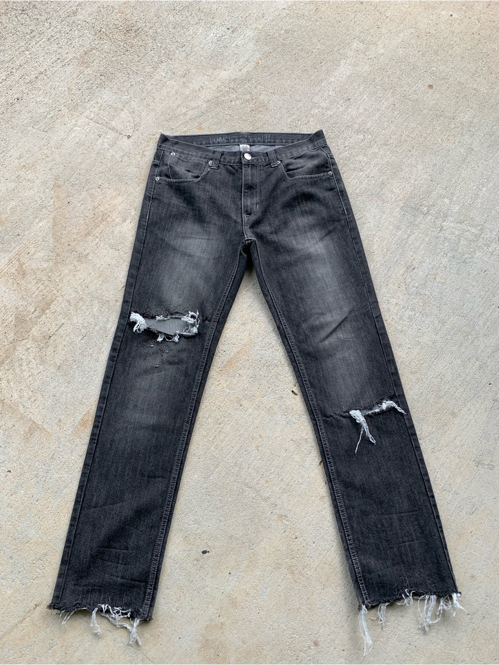 PD&C Men's Black Washed Slim Straight Distressed Jeans